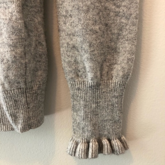 XS banana republic sweater - Picture 2 of 3